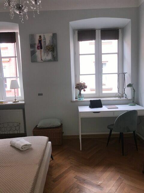 Wynajmę mieszkanie dwa pokoje 50m2 na Starym Mieście wysoki