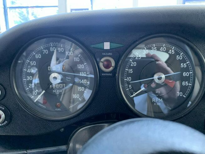 Jaguar E-Type 5.3 276 KM