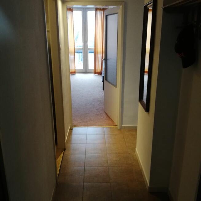 Żelazna 58/62 dwupokojowe sprzedam