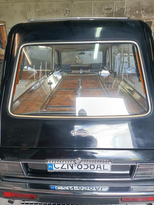 Sprzedam KARAWAN Daimler Jaguar 5-osobowy.