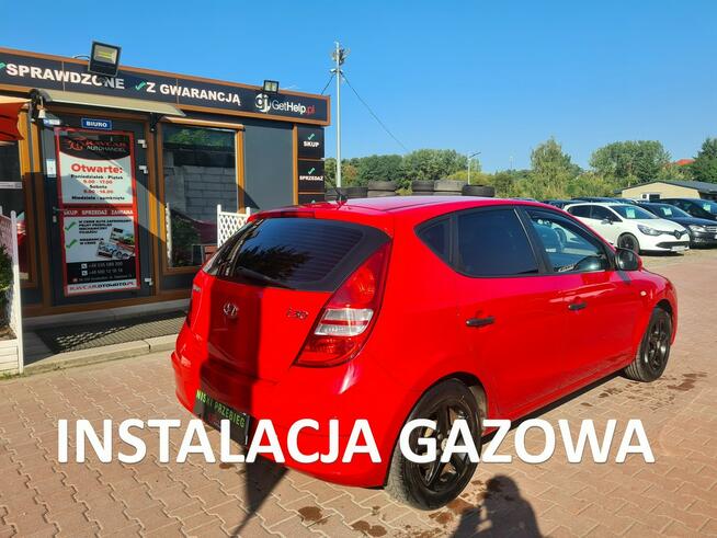 Hyundai i30 1.4 benzyna - gaz / Klima / Alu / Zarejestrowany / przyciemnane szyby