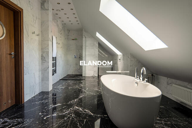 Twój Wymarzony i Nowoczesny Dom w Sercu Natury!