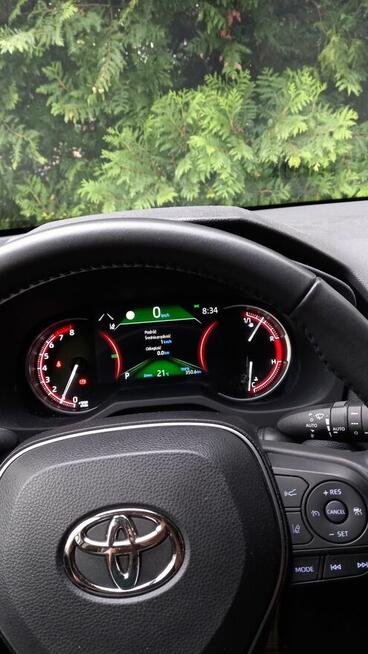 Sprzedam Toyotę Rav4 prawie nową