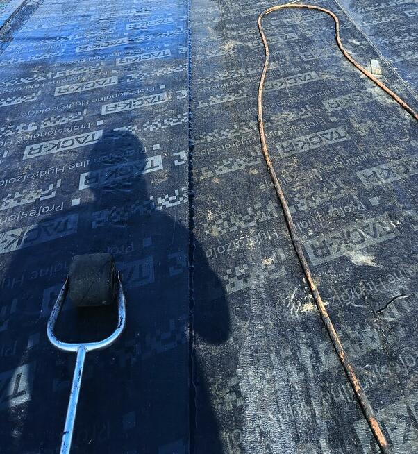 Dekarz Papa termozgrzewalna Membrana PVC TPO FPO szczelności