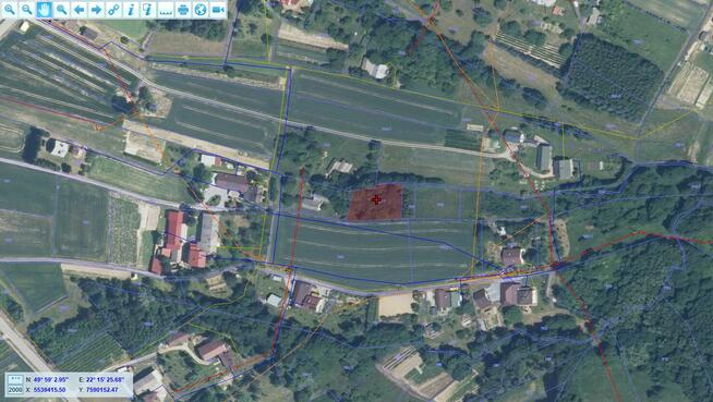 Husów 11ar miedzy domami 55000