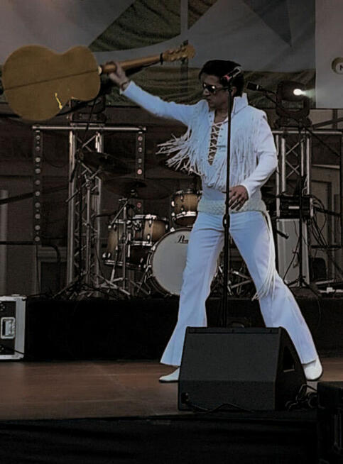 Elvis - Polski Elvis Adam Gałka