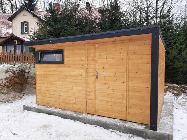 DOMEK NARZĘDZIOWY DREWNIANY nowoczesny alt