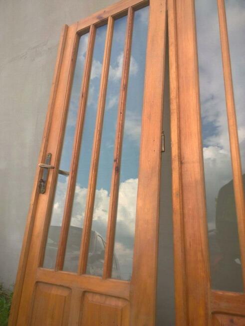 Komplet DRZWI wewn 70x200cm Drewno SOSNA Lakier Okucia Szyby