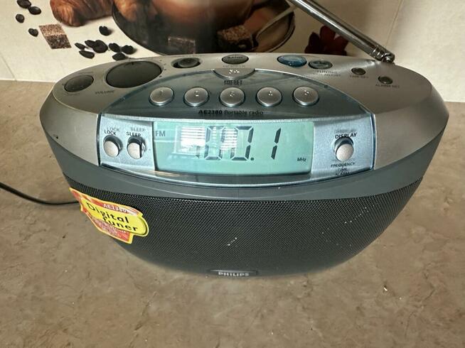 Radio przenośne na baterie.