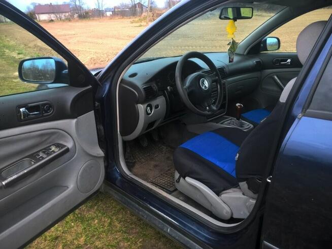 PASSAT B5 1.6 101KM CLIMA ABS 4El.szyb+lu 2Grzane.Fotele HAK