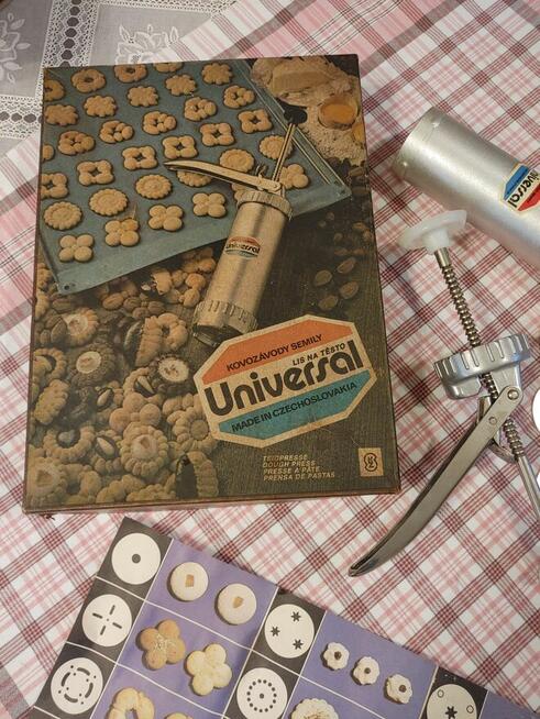 Universal - maszynka do ciasteczek – made in Czechoslovakia