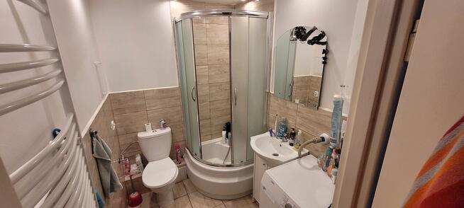 70m2 podzielone na 2 mieszkania