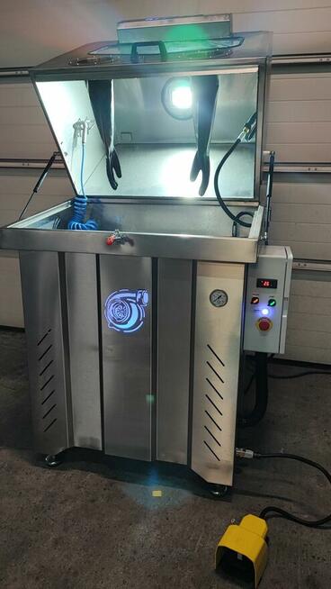 Myjka kabinowa wysokociśnieniowa (nowa)