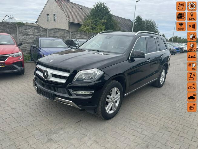 Mercedes GL 350 4Matic Navi 7 os. Panorama Kamera Harman Kardon