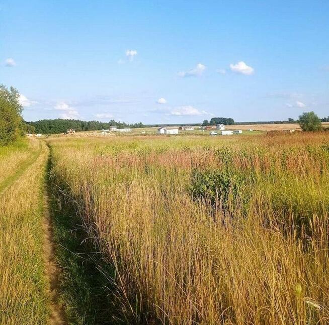 Działka rekreacyjna nad jeziorem prąd woda kanalizacja w bud