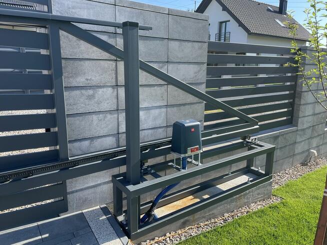 Ogrodzenia, ogrodzenie palisadowe, przęsła ogrodzeniowe