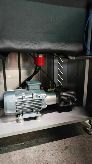 Myjka kabinowa wysokociśnieniowa (nowa)