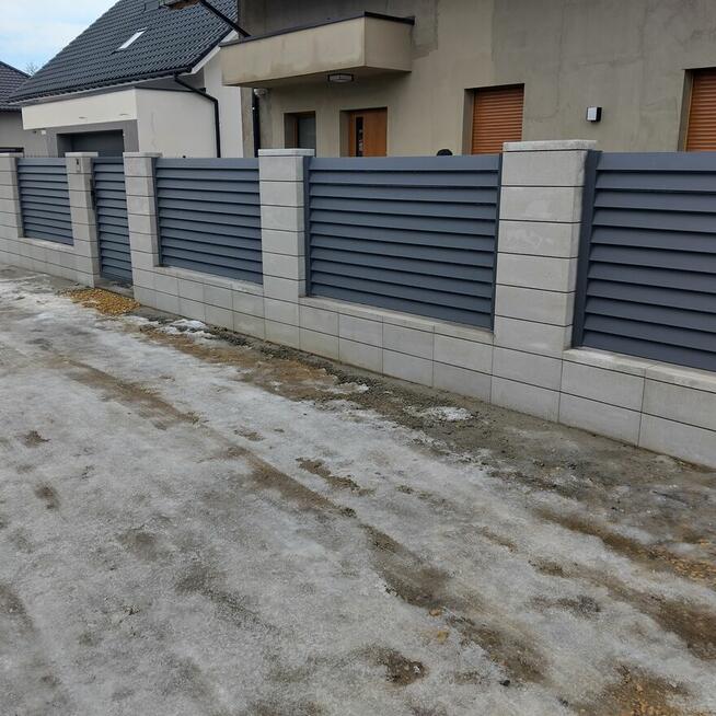 Ogrodzenia, ogrodzenie palisadowe, przęsła ogrodzeniowe