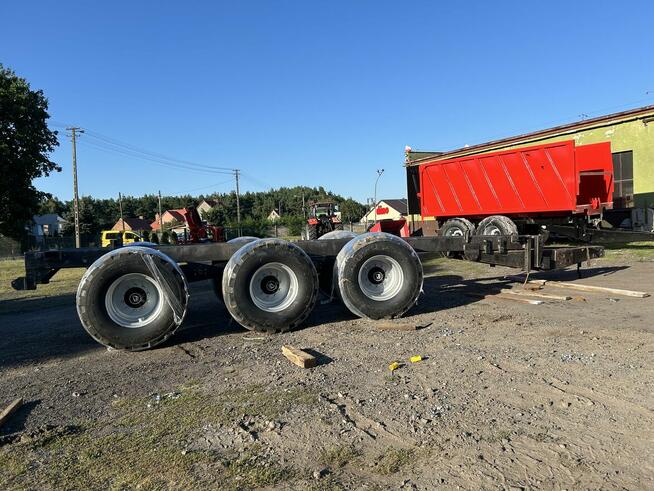 Przyczepa ze ścianą przesuwną Agrotechnology