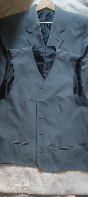 Sprzedam 3 częściowy garnitur, roz. 50, bardzo dobry stan