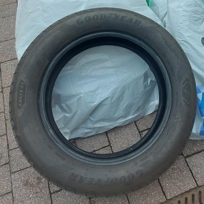 Goodyear EAGLE F1 asymmetric 235/55r18