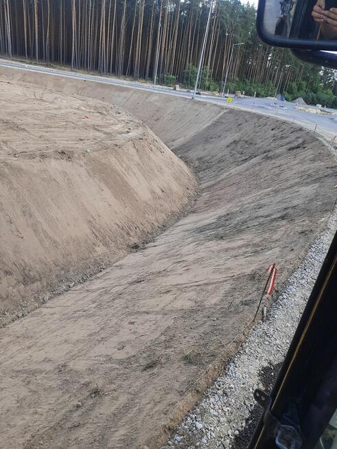 Usługi koparką kołowa CAT M315c