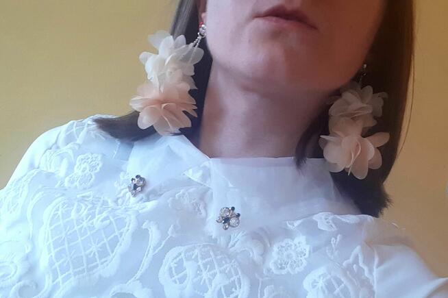 Kremowe kolczyki kwiaty, wakacyjne, wesele