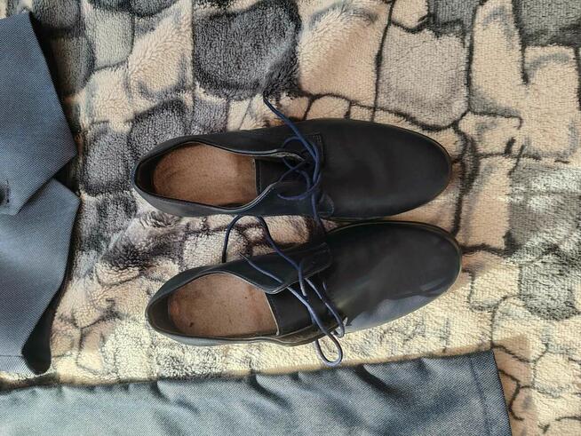 Do sprzedania garnitur dla chłopca na 152 cm + buty rozmiar 35