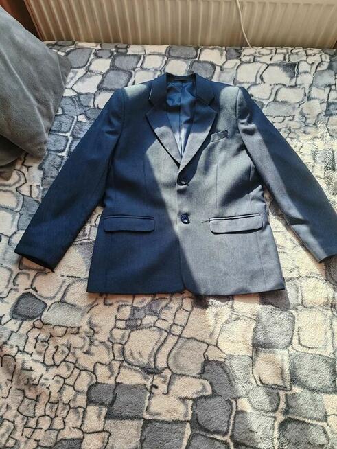 Do sprzedania garnitur dla chłopca na 152 cm + buty rozmiar 35