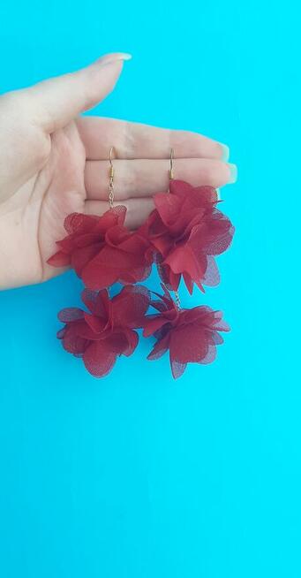 Wakacyjne kolczyki kwiaty czerwone wino