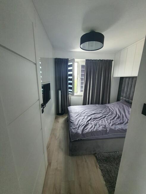 Mieszkanie dwustronne, 2 pokojowe, kuchnia osobno