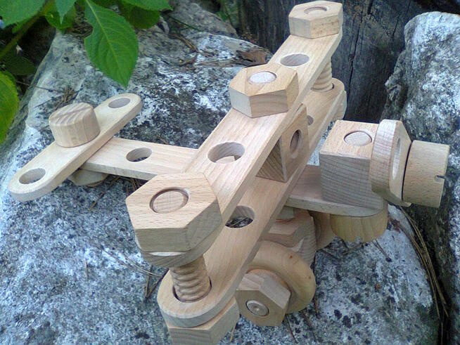 Śruby drewniane nakrętki prasy int. spoż.szywnice producent