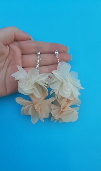 Kremowe kolczyki kwiaty, wakacyjne, wesele