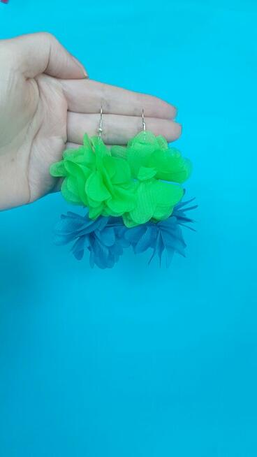 Zielone kolczyki wakacyjne, dalie podwójne