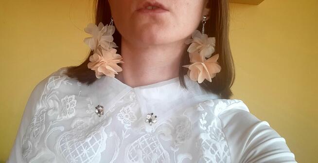 Kremowe kolczyki kwiaty, wakacyjne, wesele