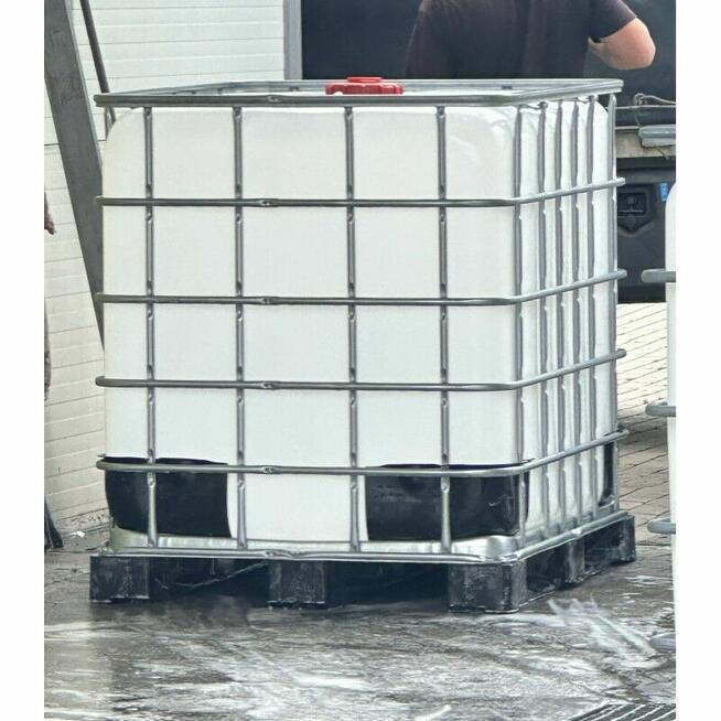 600 litrów zbiornik Mauzer paletozbiornik IBC