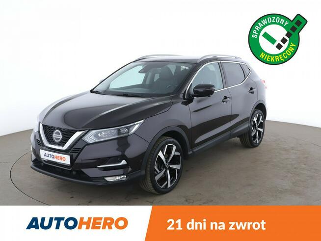 Nissan Qashqai półskóra /navi/ kamera/ hak/ Bluetooth /tempomat/ panorama