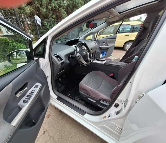 Sprzedam samochód TOYOTA PRIUS PLUS 7-osobowy