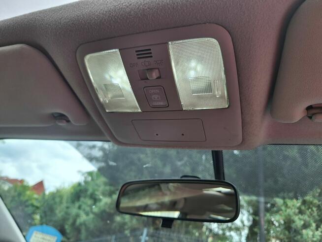 Sprzedam samochód TOYOTA PRIUS PLUS 7-osobowy