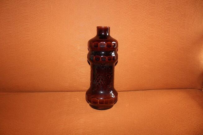 Stara kamionkowa butelka po winie piwie