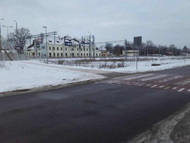 Dużą działkę z domem sprzedam bezpośrednio tel.518 471 188