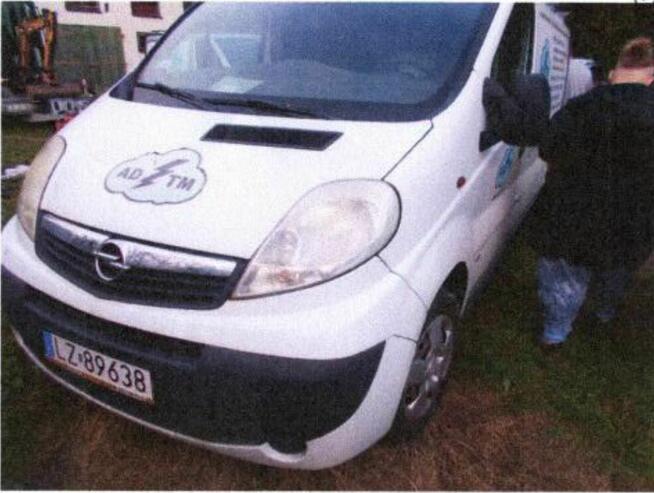 Syndyk sprzeda auto dostawcze Opel Vivaro, 2012 r.