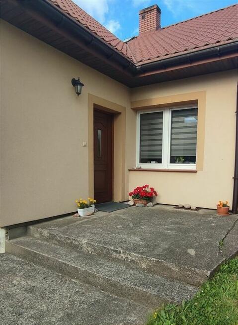 Dom z działką i dostępem do linii brzegowej rzeki (Mazury)