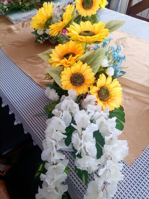 Kompozycje kwiatowe różne rodzaje pojedyncze lub komplety