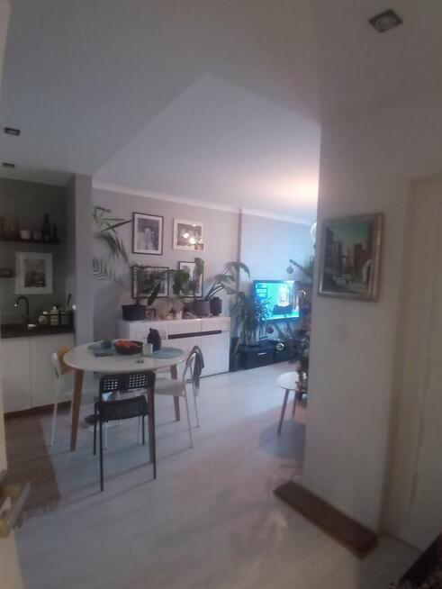 2 pokoje, balkon, Zaodrze.Winda, niski czynsz.Po remoncie.