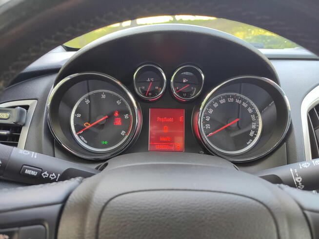 Sprzedam Opel Astra 2012