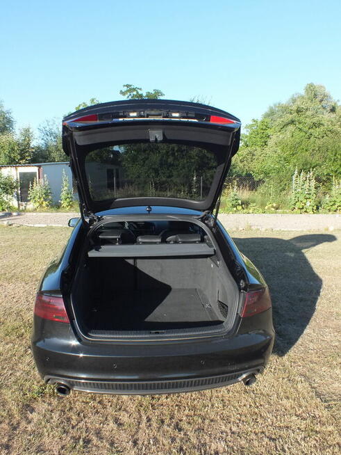 Audi A5 s-line black gloss