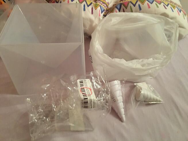 Sprzedam forme plastikowa do robie nia orgonitow