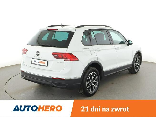 Volkswagen Tiguan hybryda plug-in virtual navi grzane fotele PDC climatronic ACC LED