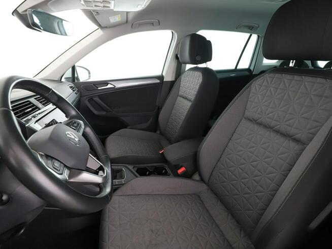 Volkswagen Tiguan hybryda plug-in virtual navi grzane fotele PDC climatronic ACC LED
